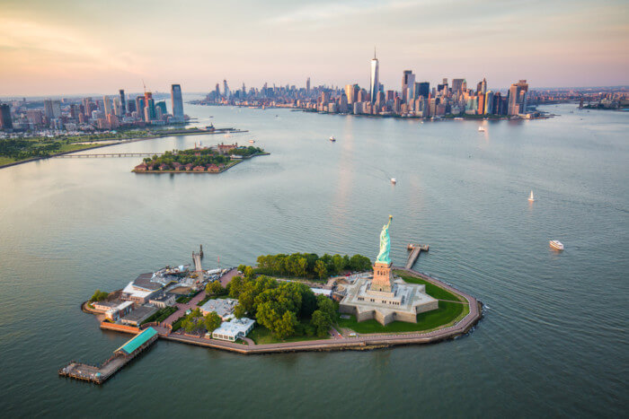 best way to see the statue of liberty