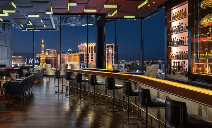 Las Vegas nightlife for couples 