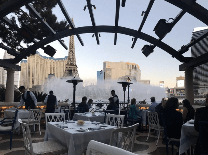 Las Vegas restaurants with a view of the Bellagio Fountains 1