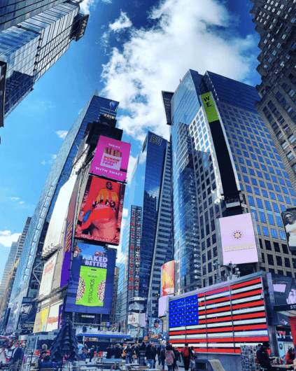 how to take a picture in Times Square nyc 2020