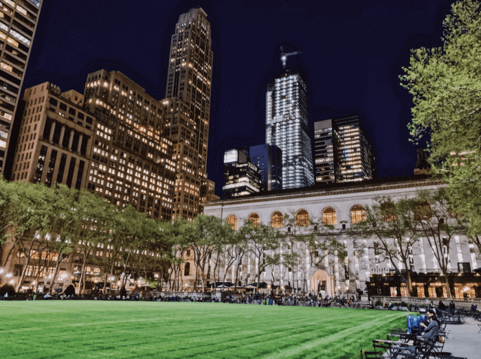 the best places to take pictures in NYC at night 3