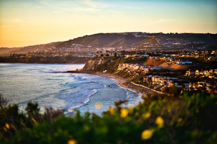 beach towns near Los Angeles. !