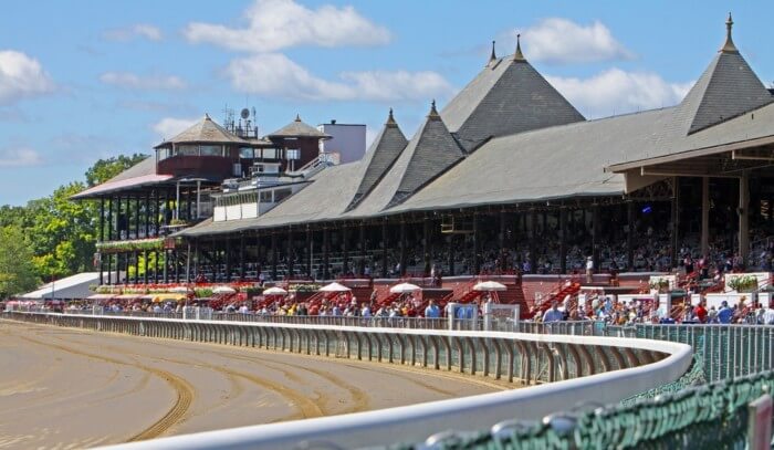 Top 15 Things to do in Saratoga Springs, NY (and 8 places to eat too!)  the world and then some