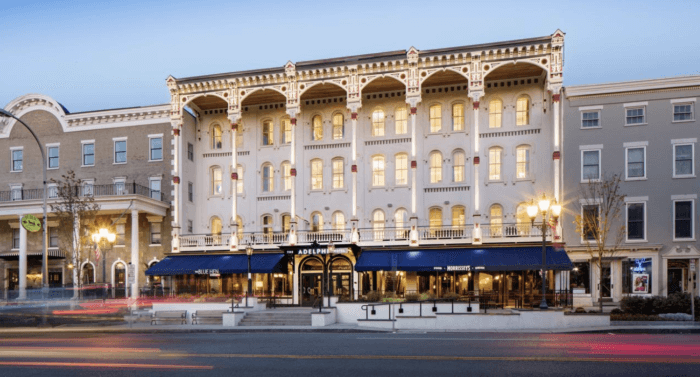 hotels in Saratoga Springs