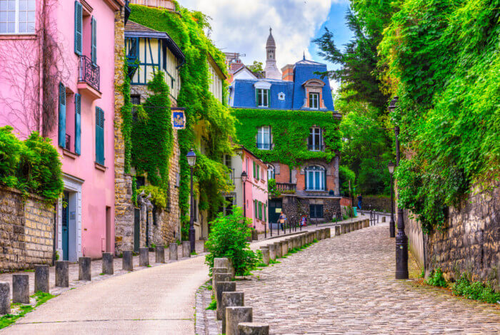 the scenic neighbourhoods in paris