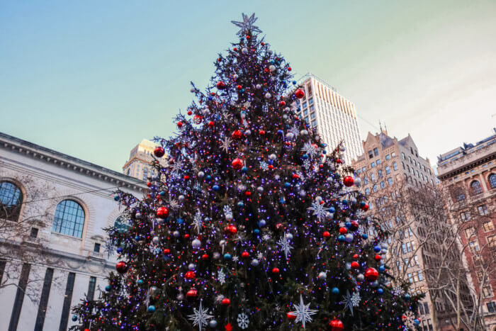 When does Christmas season start in NYC?