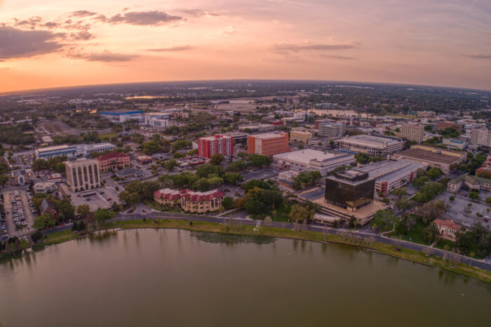 lakeland best places to retire in Florida list