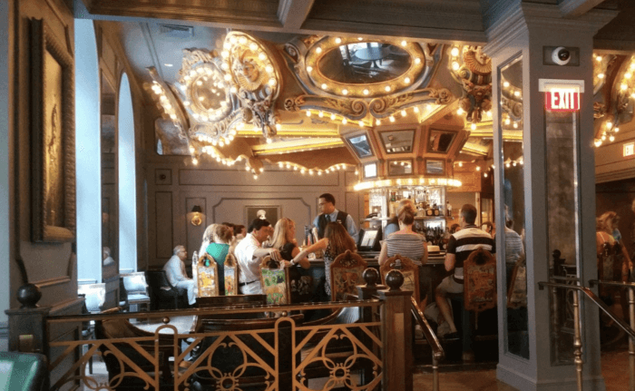 bar in new orleans
