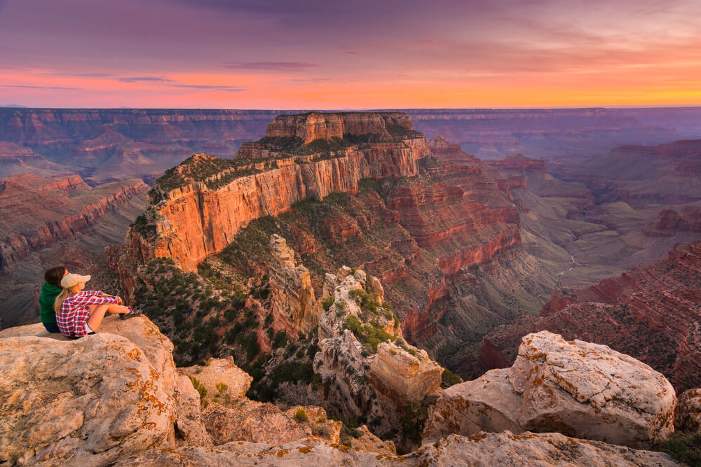 This image has an empty alt attribute; its file name is grand-canyon-day-trips-from-las-vegas.jpg
