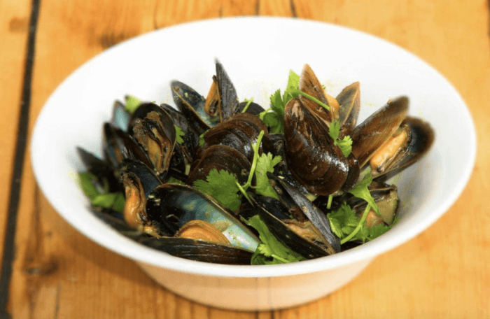 places to eat in montauk