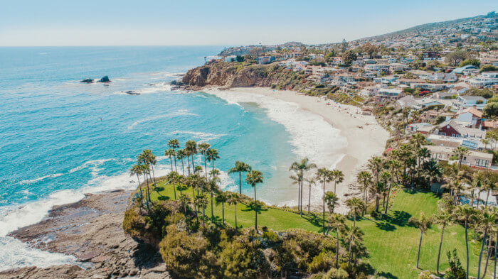 list of scenic small towns in California