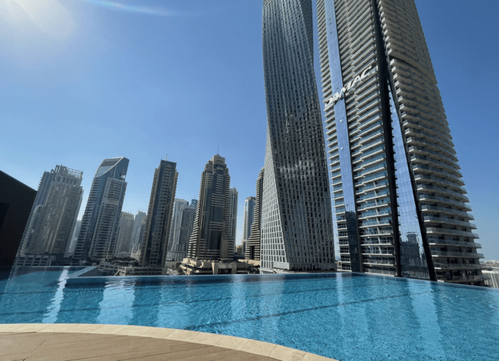 Jumeirah Living Marina Gates pool