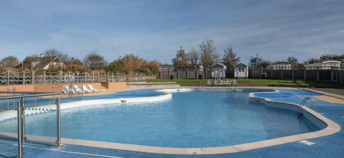 beachside holiday parks in the UK