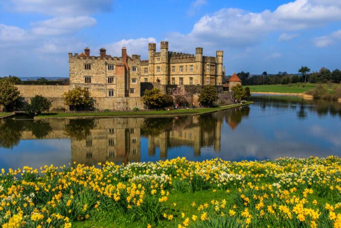 good castles to visit uk