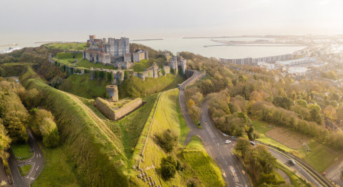 castles to tour in england