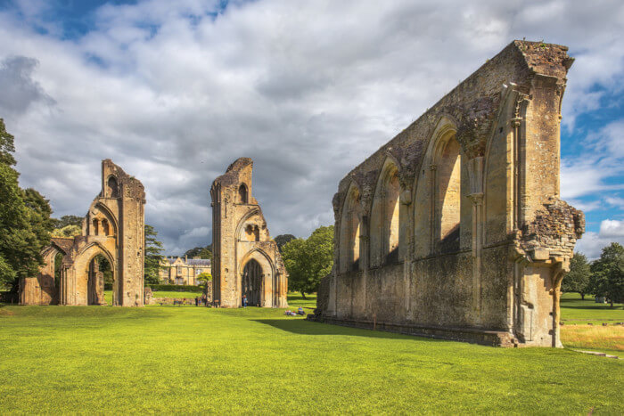 pretty places to visit in somerset