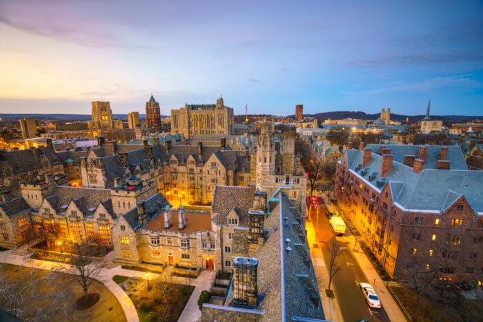 Historical,Building,And,Yale,University,Campus,In,Downtown,New,Haven