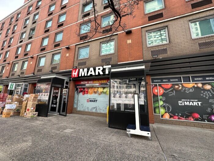 H Mart in Little Tokyo NYC