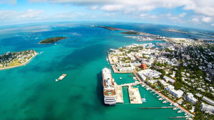 travel to florida keys in december