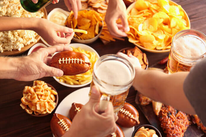 where to watch the Super Bowl in Chicago