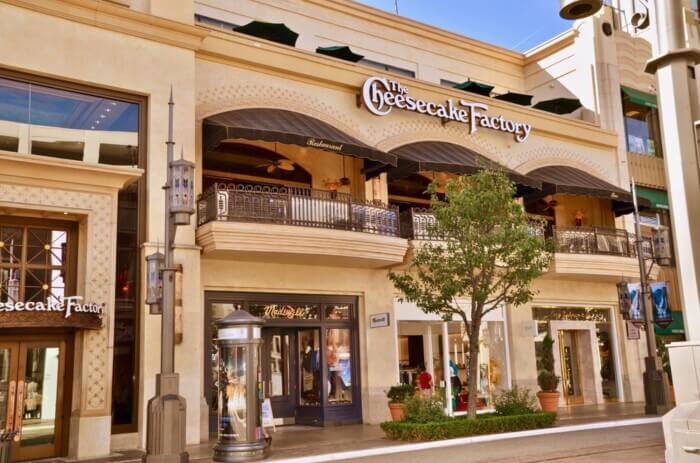 restaurants like the cheesecake factory