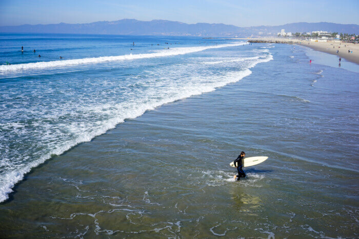 solo travel los angeles