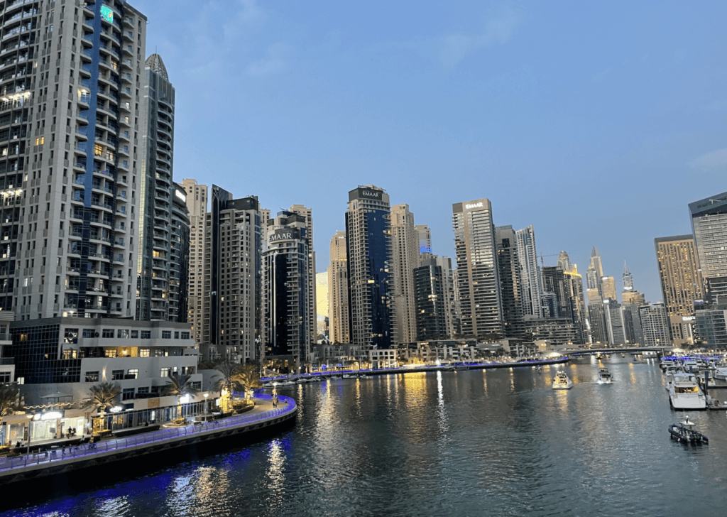 solo travel group dubai