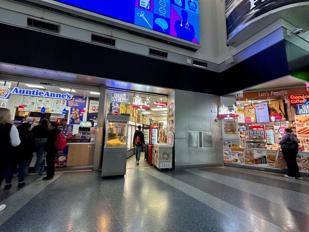 Snack stores in the Staten Island ferry terminal 