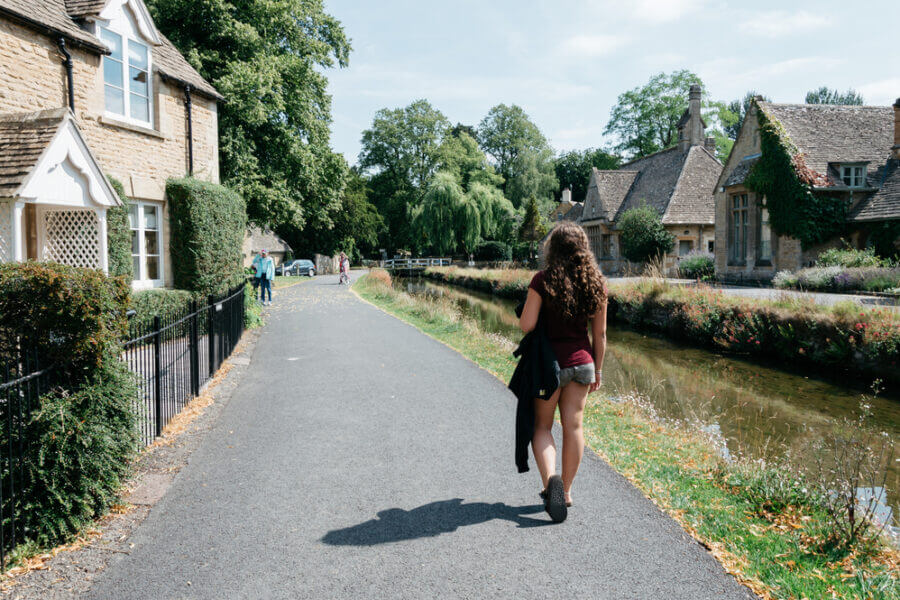 silent retreats in the UK