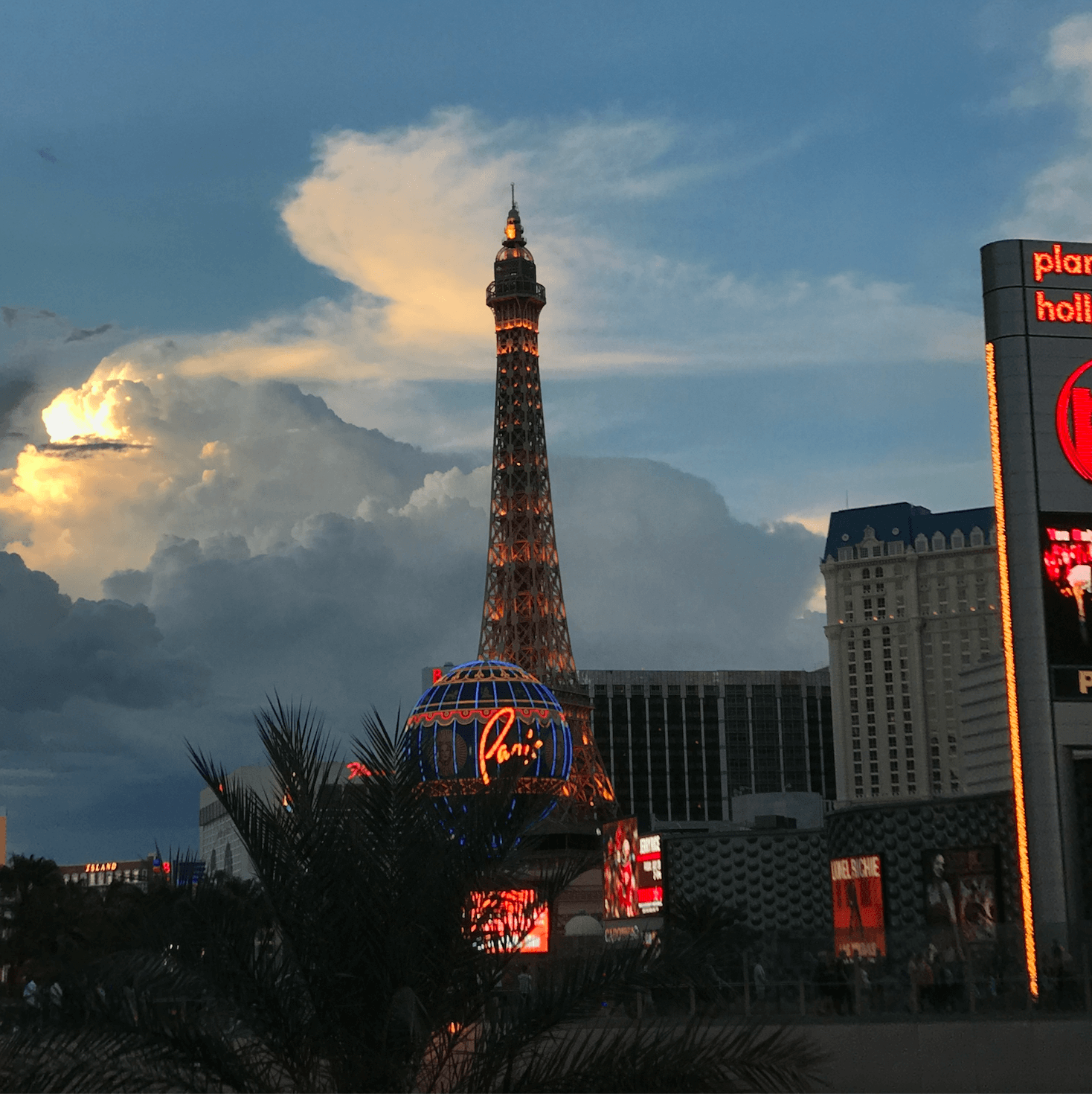 Where to Eat on Thanksgiving Day in Las Vegas in 2023