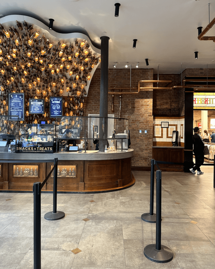 The Butterbeer bar at the Harry Potter Store NYC